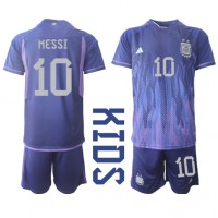 Argentinien Lionel Messi #10 Auswärts Trikotsatz Kinder WM 2022 Kurzarm (+ Kurze Hosen)